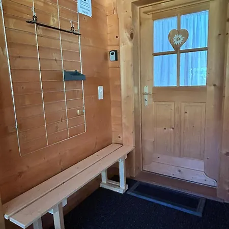 Sertig Apartman *
